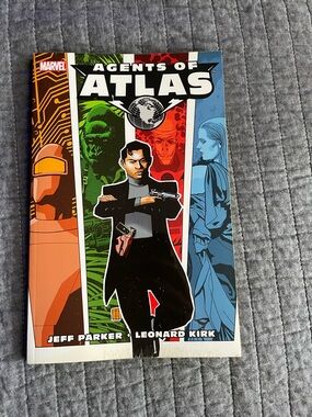 Marvel Agents of Atlas Jeff Parker Leonard Kirk 2007 Graphic Novel Golden Age